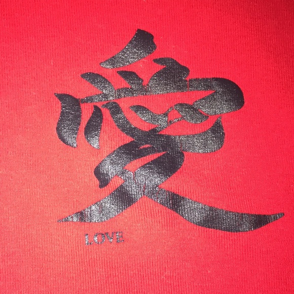 Grey and red 3 quarter sleeve “LOVE” graffic tee - Picture 2 of 4